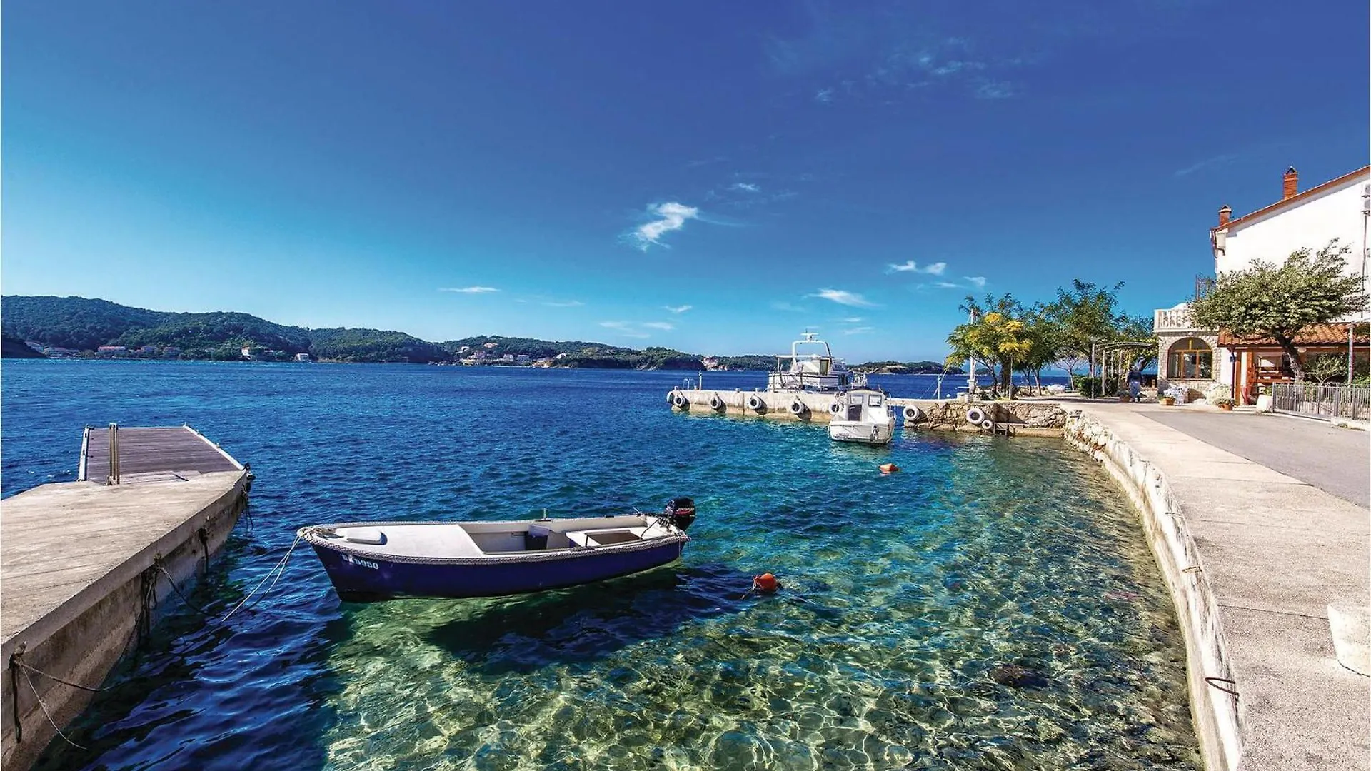 3 Bedroom Awesome Home In Supetarska Draga Holiday home