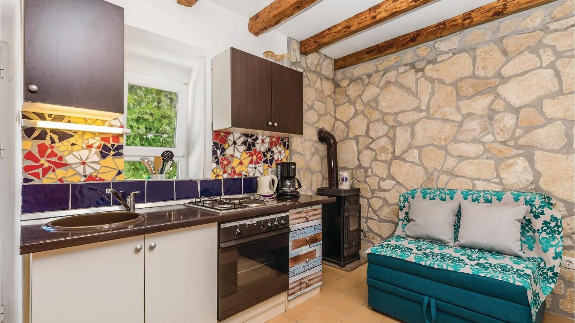 Holiday home 3 Bedroom Awesome Home In Supetarska Draga Croatia