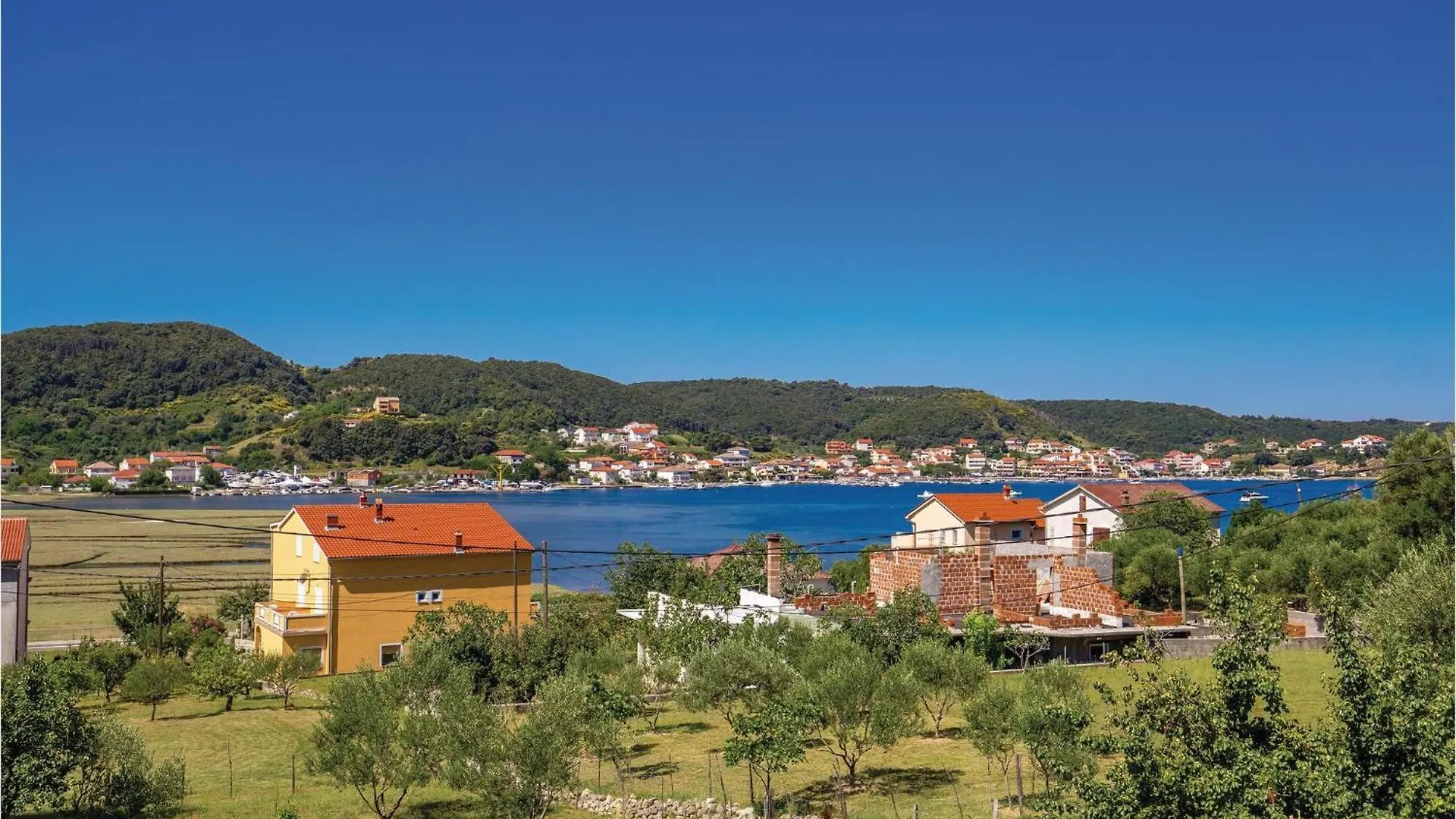 3 Bedroom Awesome Home In Supetarska Draga Croatia